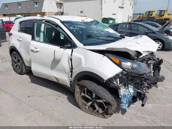 KNDPM3AC1N7954011 2022 KIA SPORTAGE - Image 1