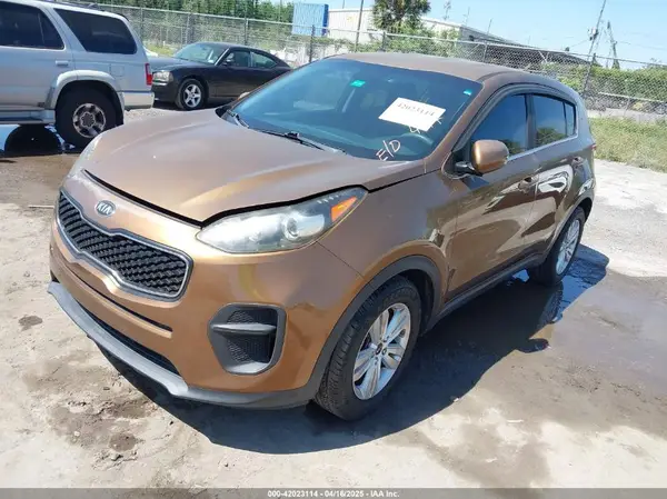 KNDPM3AC2H7033839 2017 KIA SPORTAGE - Image 2