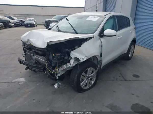 KNDPM3AC2H7050012 2017 KIA SPORTAGE - Image 2