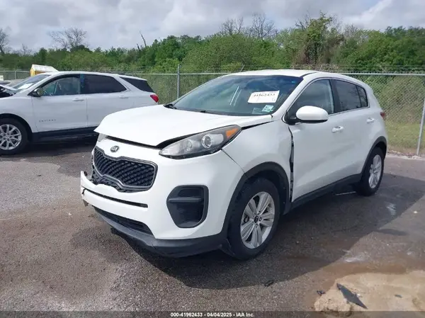 KNDPM3AC2H7071944 2017 KIA SPORTAGE - Image 2