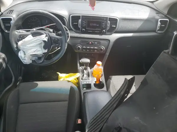 KNDPM3AC2H7080367 2017 KIA SPORTAGE - Image 8