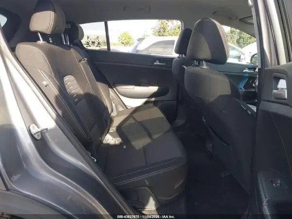 KNDPM3AC2H7103064 2017 KIA SPORTAGE - Image 8