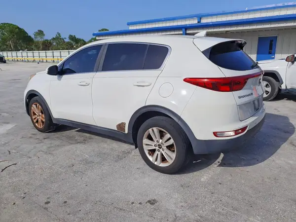 KNDPM3AC2H7108006 2017 KIA SPORTAGE - Image 2
