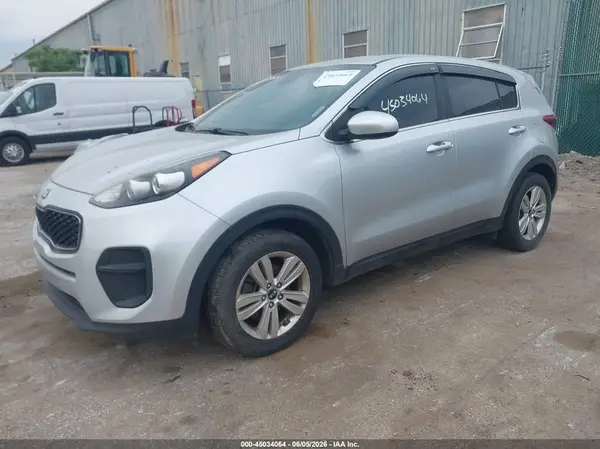 KNDPM3AC2H7108183 2017 KIA SPORTAGE - Image 2