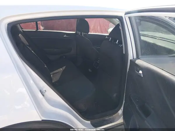 KNDPM3AC2H7163796 2017 KIA SPORTAGE - Image 8