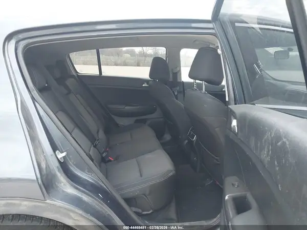KNDPM3AC2H7167315 2017 KIA SPORTAGE - Image 8