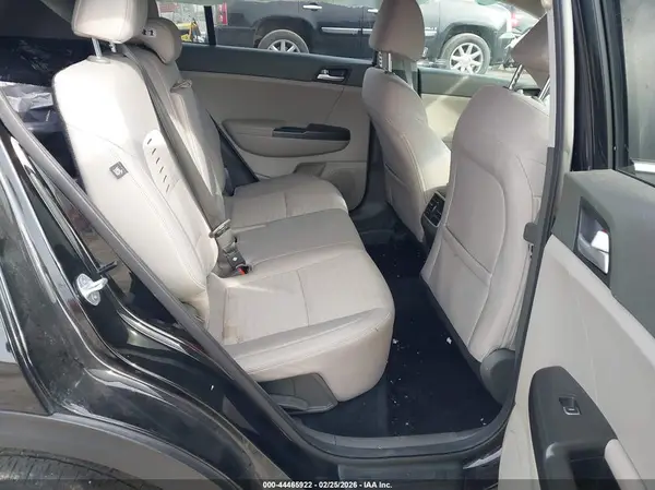 KNDPM3AC2H7205951 2017 KIA SPORTAGE - Image 8