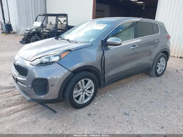 KNDPM3AC2H7218523 2017 KIA SPORTAGE - Image 2