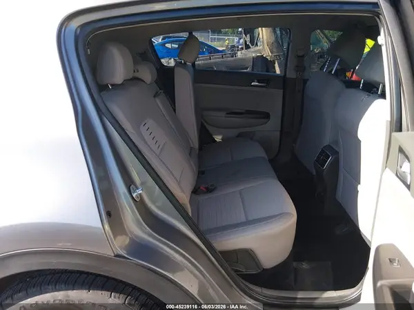 KNDPM3AC2H7234737 2017 KIA SPORTAGE - Image 8