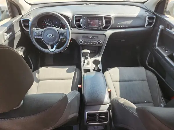 KNDPM3AC2H7235158 2017 KIA SPORTAGE - Image 8