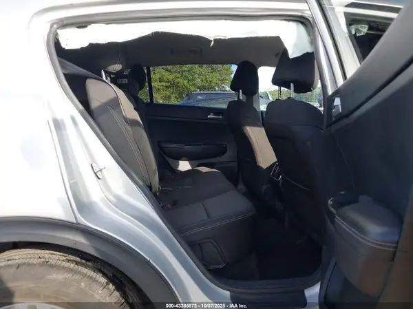 KNDPM3AC2H7235497 2017 KIA SPORTAGE - Image 8