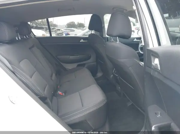 KNDPM3AC2H7241722 2017 KIA SPORTAGE - Image 8