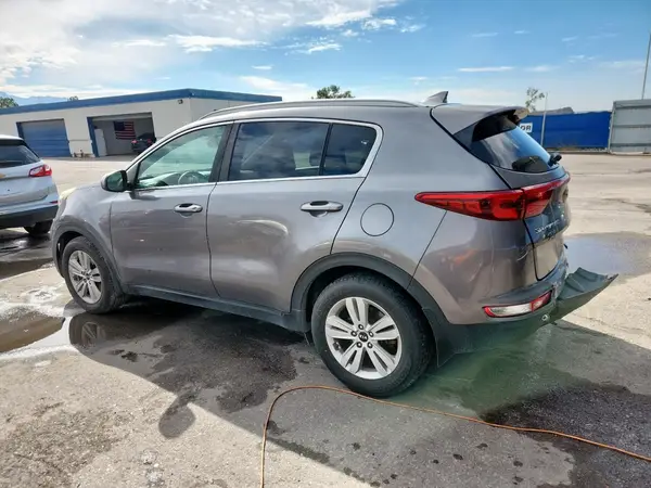 KNDPM3AC2H7245155 2017 KIA SPORTAGE - Image 2