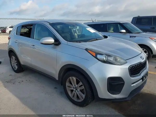 KNDPM3AC2H7247889 2017 KIA SPORTAGE - Image 1