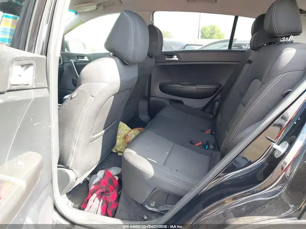KNDPM3AC2H7283551 2017 KIA SPORTAGE - Image 8