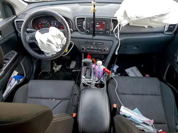 KNDPM3AC2H7299264 2017 KIA SPORTAGE - Image 8