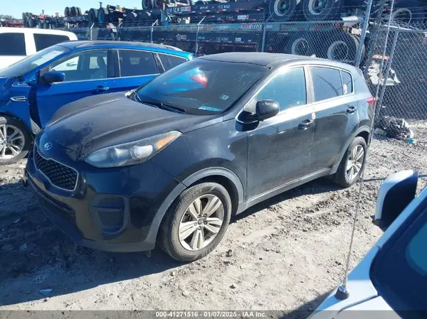 KNDPM3AC2J7303495 2018 KIA SPORTAGE - Image 2