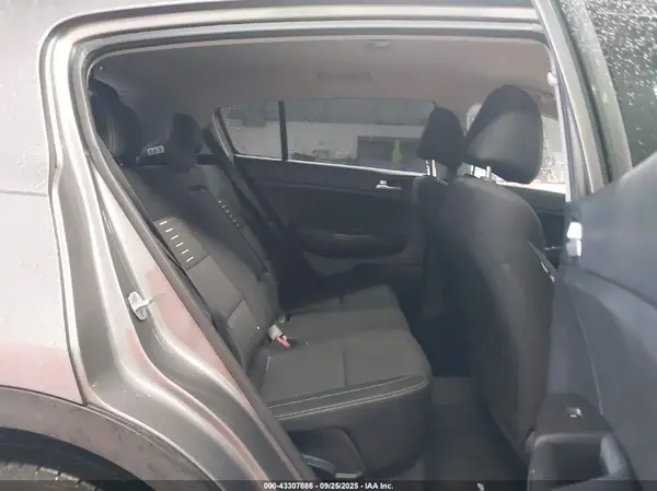 KNDPM3AC2J7306834 2018 KIA SPORTAGE - Image 8