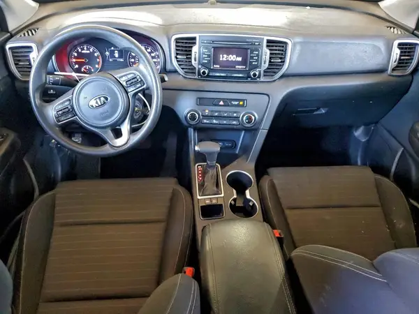 KNDPM3AC2J7332818 2018 KIA SPORTAGE - Image 8