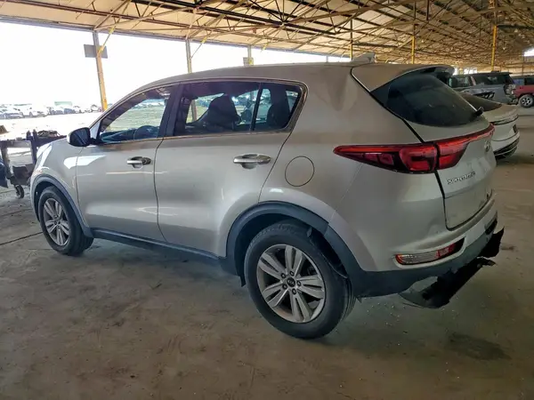 KNDPM3AC2J7333094 2018 KIA SPORTAGE - Image 2