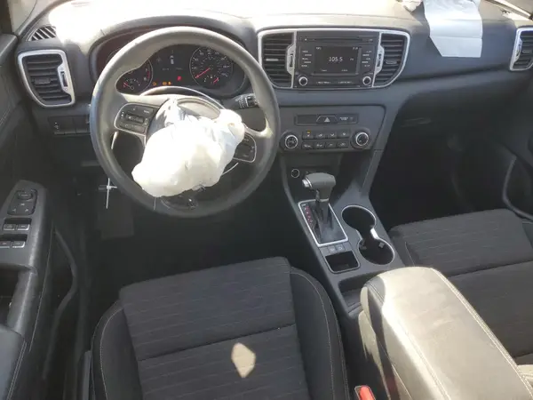 KNDPM3AC2J7336349 2018 KIA SPORTAGE - Image 8