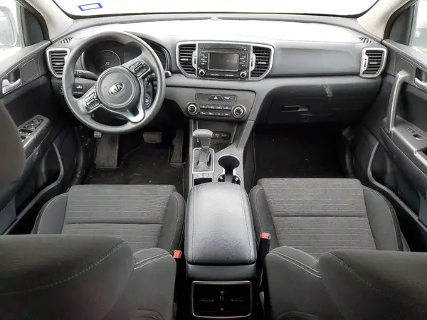 KNDPM3AC2J7338781 2018 KIA SPORTAGE - Image 8