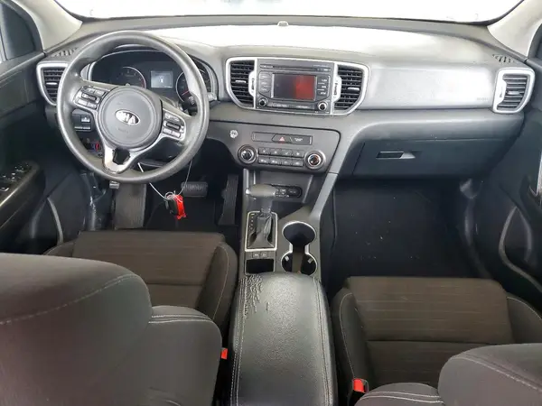 KNDPM3AC2J7345889 2018 KIA SPORTAGE - Image 8