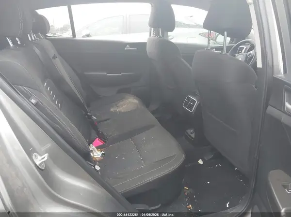 KNDPM3AC2J7346525 2018 KIA SPORTAGE - Image 8