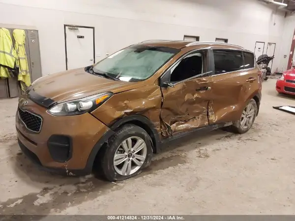 KNDPM3AC2J7381114 2018 KIA SPORTAGE - Image 2