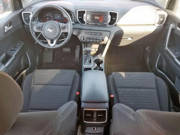 KNDPM3AC2J7382280 2018 KIA SPORTAGE - Image 8