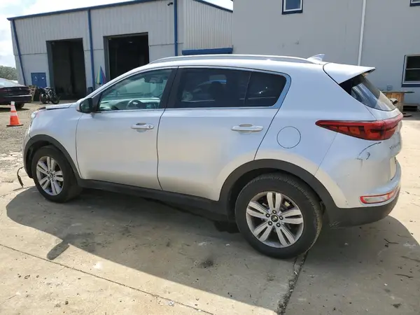 KNDPM3AC2J7383011 2018 KIA SPORTAGE - Image 2