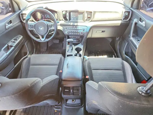KNDPM3AC2J7388466 2018 KIA SPORTAGE - Image 8