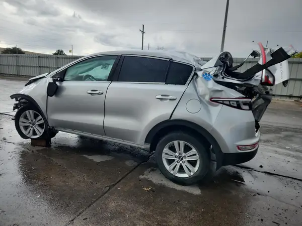 KNDPM3AC2J7423264 2018 KIA SPORTAGE - Image 2