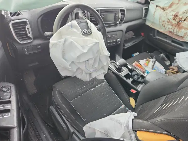 KNDPM3AC2J7423264 2018 KIA SPORTAGE - Image 8