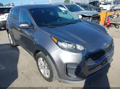 KNDPM3AC2J7429825 2018 KIA SPORTAGE