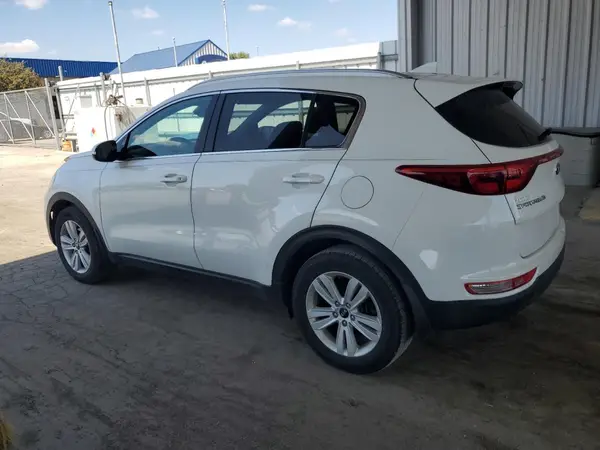 KNDPM3AC2J7430215 2018 KIA SPORTAGE - Image 2