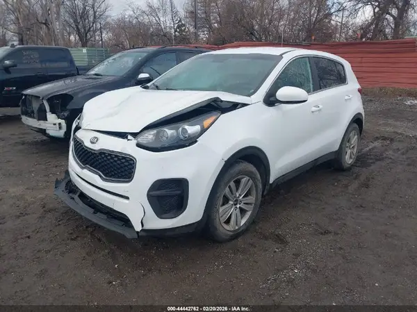 KNDPM3AC2J7445586 2018 KIA SPORTAGE - Image 2
