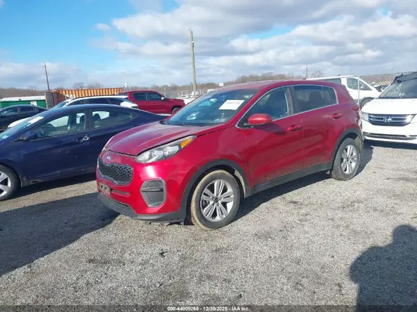 KNDPM3AC2J7445796 2018 KIA SPORTAGE - Image 2