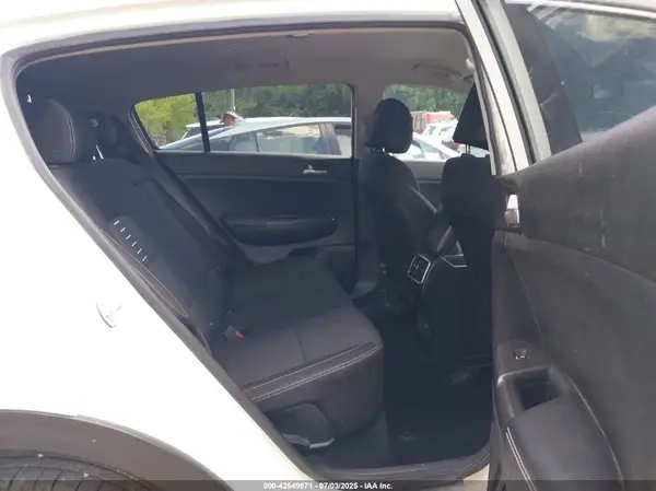 KNDPM3AC2J7449539 2018 KIA SPORTAGE - Image 8