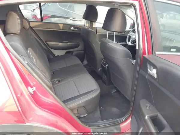 KNDPM3AC2J7459231 2018 KIA SPORTAGE - Image 8