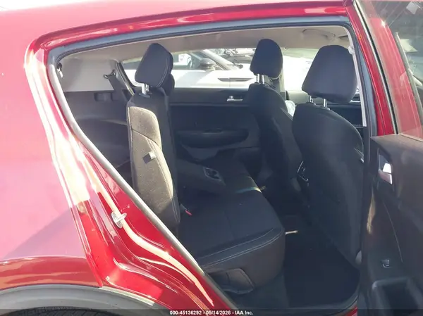 KNDPM3AC2J7463120 2018 KIA SPORTAGE - Image 8