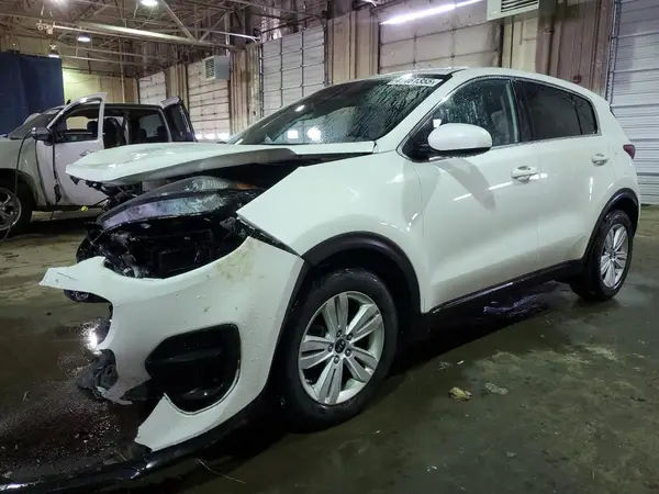 KNDPM3AC2J7468608 2018 KIA SPORTAGE - Image 1