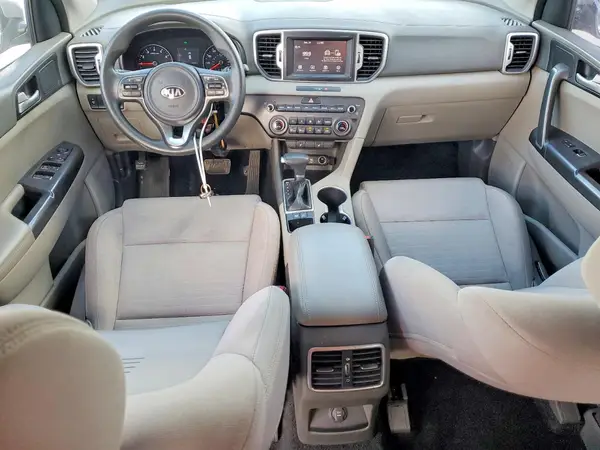 KNDPM3AC2K7495602 2019 KIA SPORTAGE - Image 8