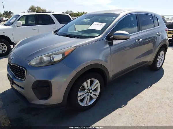 KNDPM3AC2K7530185 2019 KIA SPORTAGE - Image 2