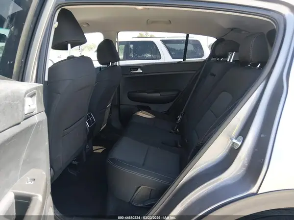 KNDPM3AC2K7530185 2019 KIA SPORTAGE - Image 8