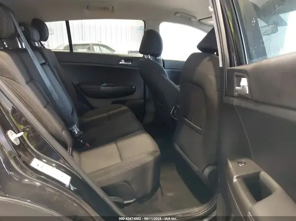 KNDPM3AC2K7599507 2019 KIA SPORTAGE - Image 8