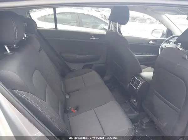 KNDPM3AC2K7600235 2019 KIA SPORTAGE - Image 8