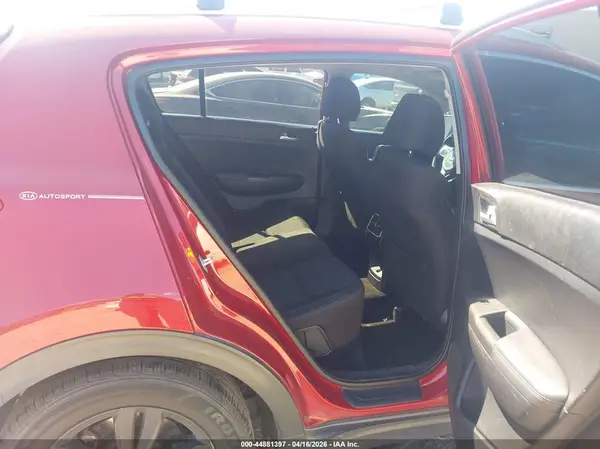 KNDPM3AC2K7604625 2019 KIA SPORTAGE - Image 8