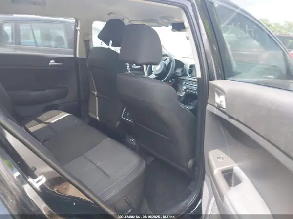KNDPM3AC2M7874585 2021 KIA SPORTAGE - Image 8