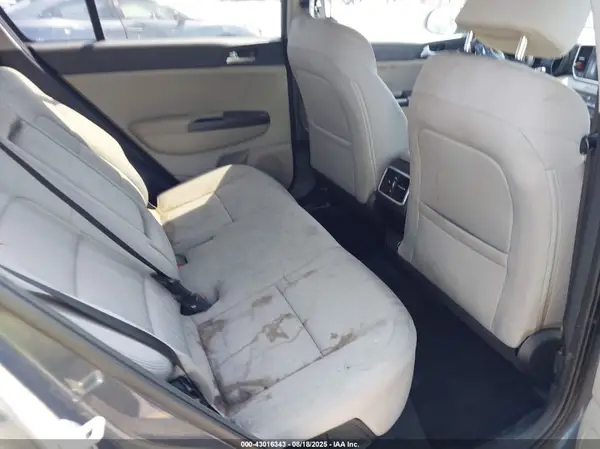 KNDPM3AC2M7875574 2021 KIA SPORTAGE - Image 8